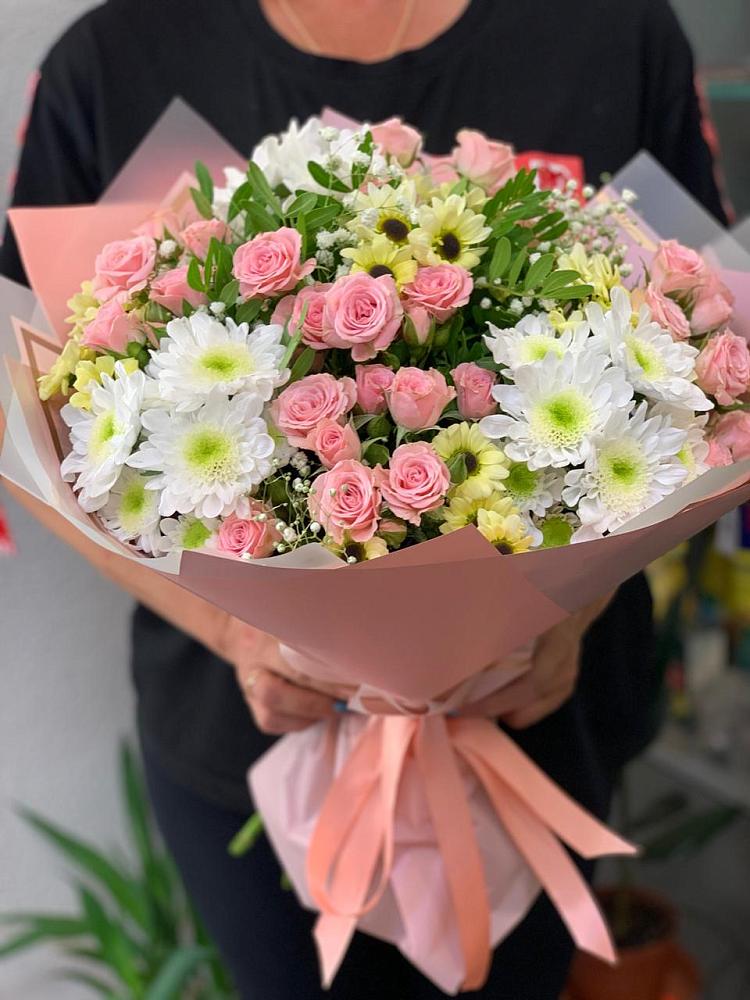 Букет цветов из: Розы и Хризантемы в Стрелице