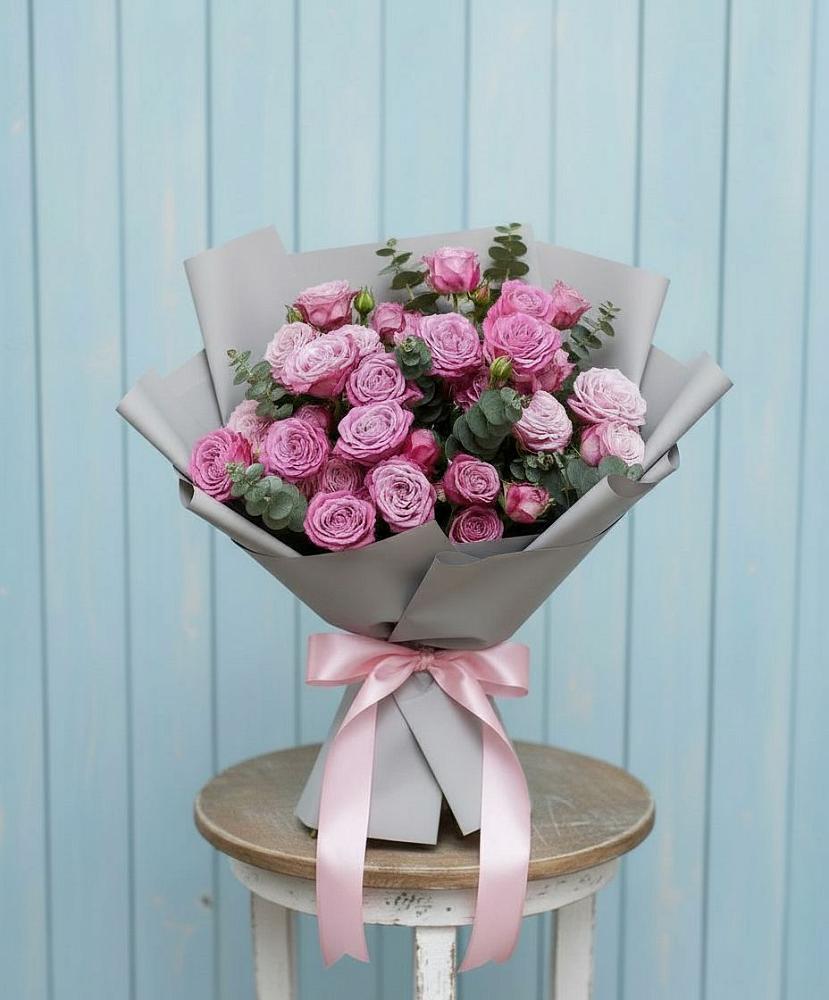 Букет цветов из: Розы в Стрелице