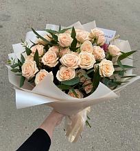 Букет Кремовые розы Латте в Стрелице