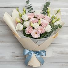 Букет цветов из:  Лизиантусы в Стрелице