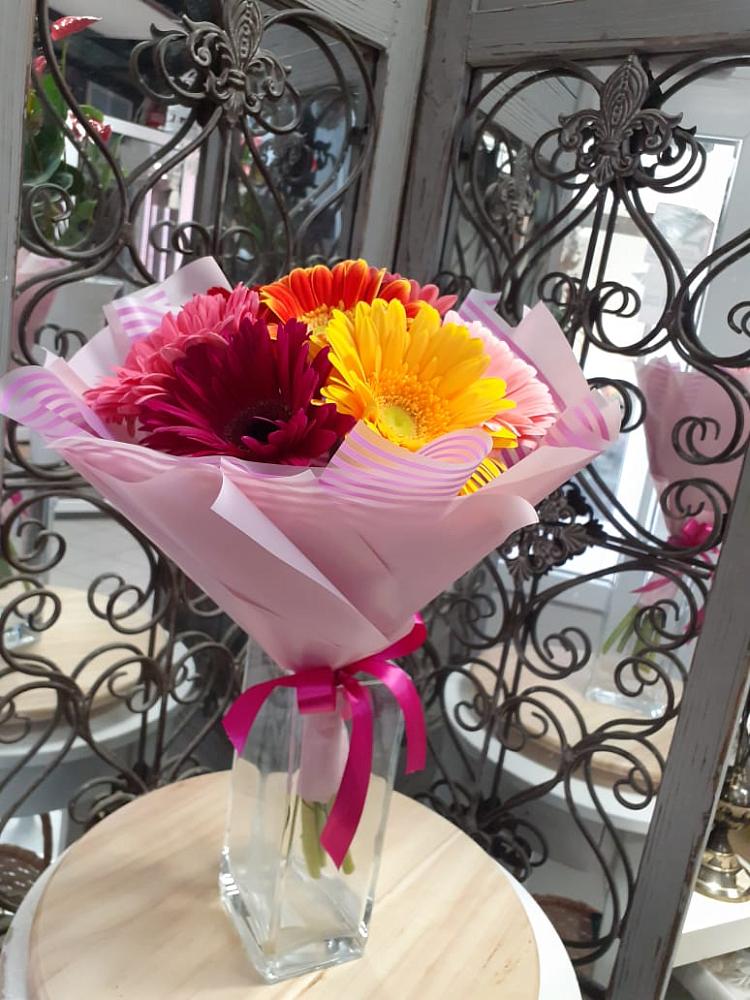 Букет цветов из: Герберы в Стрелице