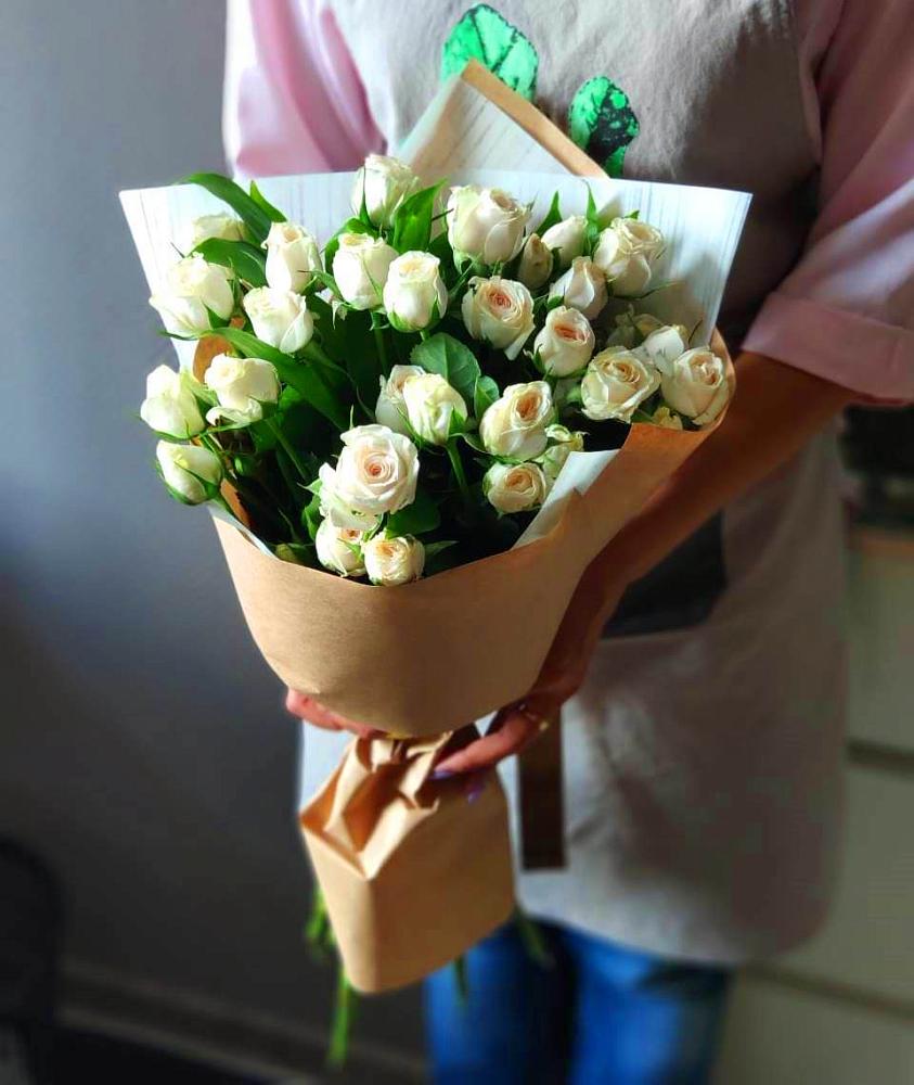 Букет цветов из: Розы в Стрелице