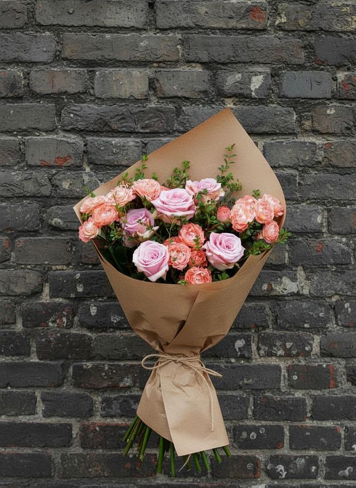 Букет цветов из: Розы в Стрелице