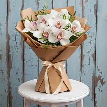 Букет цветов из:  Орхидеи и Розы в Стрелице