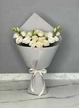 Букет цветов из:  Розы и Лизиантусы в Стрелице